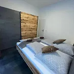 Mariposa 4 Incl Pool & Sauna Apartment